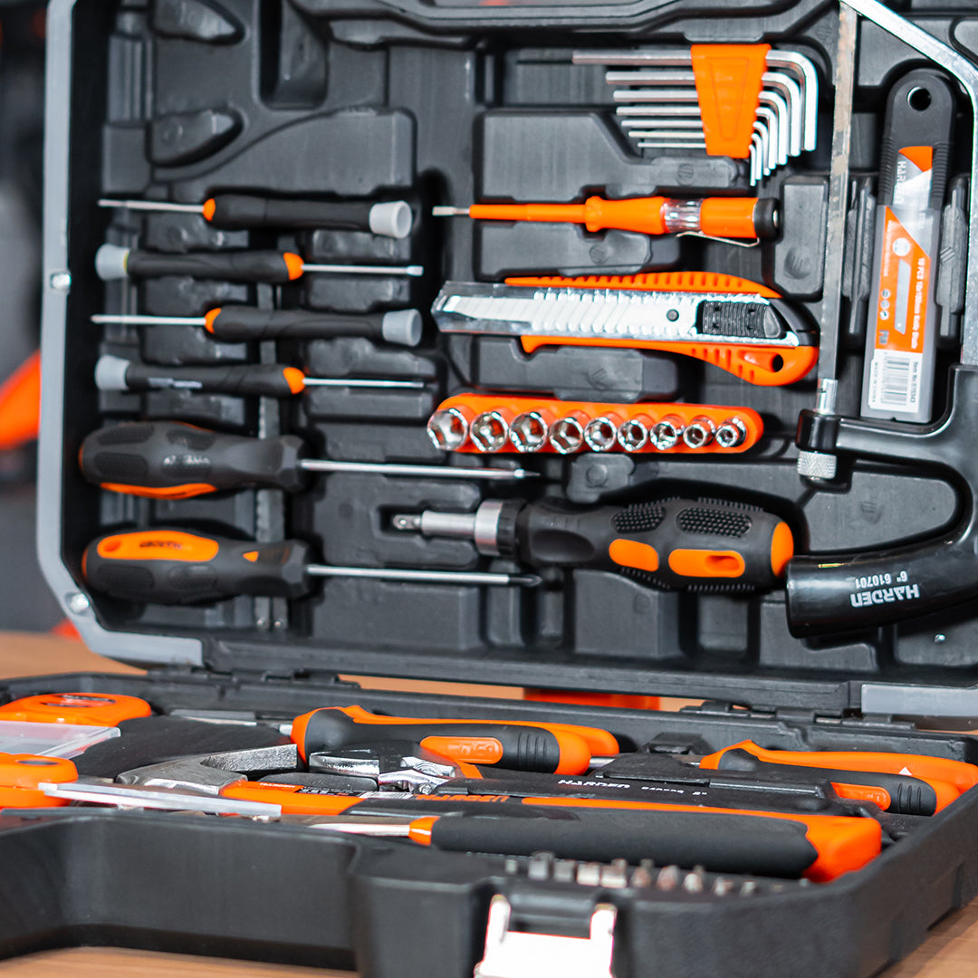 Jogo de Ferramentas Completo HARDEN 63 Peças – Maleta Profissional com Alicates, Chaves, Martelo e Acessórios